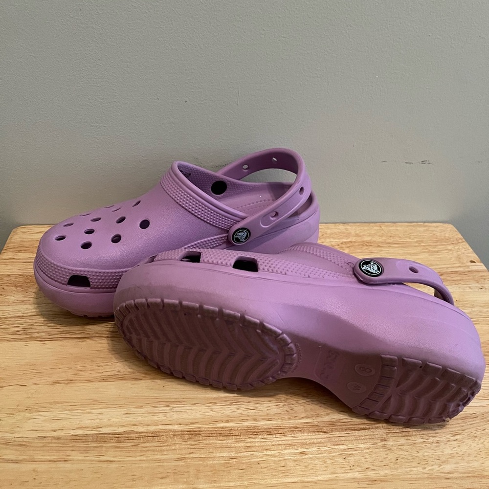 Crocs - Picture 2 of 2